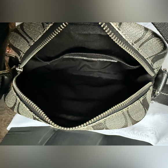 Coach Heritage Stripe Flight Shoulder Bag - Picture 5 of 10